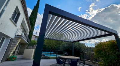 PERGOLA BIOCLIMATIQUE ALUMINIUM 